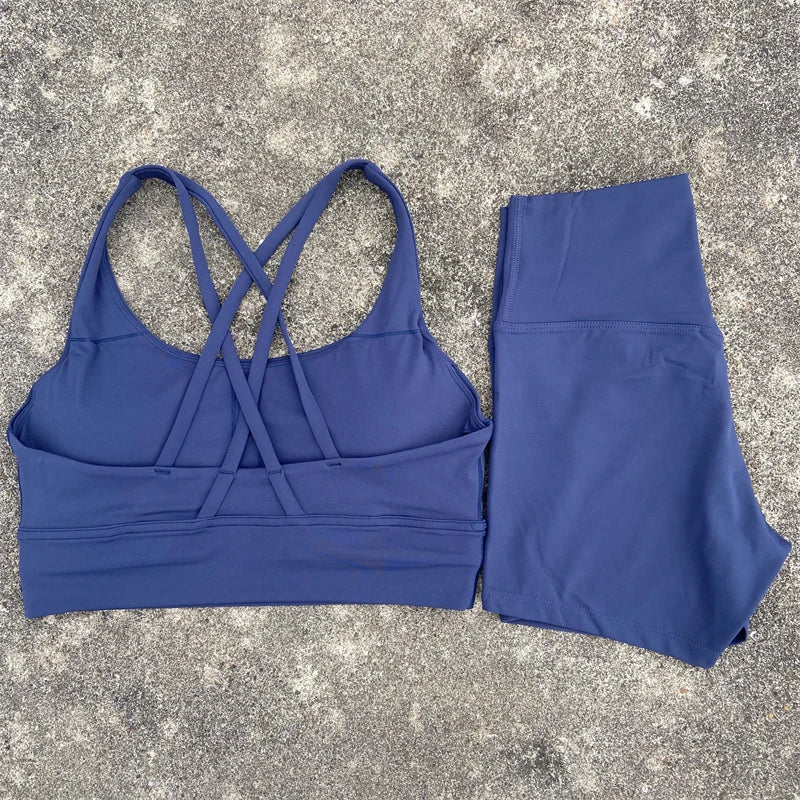 2-Piece Women’s Yoga Set – Cross-Back Sports Bra & High-Waist Shorts
