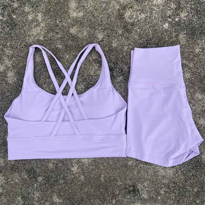 2-Piece Women’s Yoga Set – Cross-Back Sports Bra & High-Waist Shorts